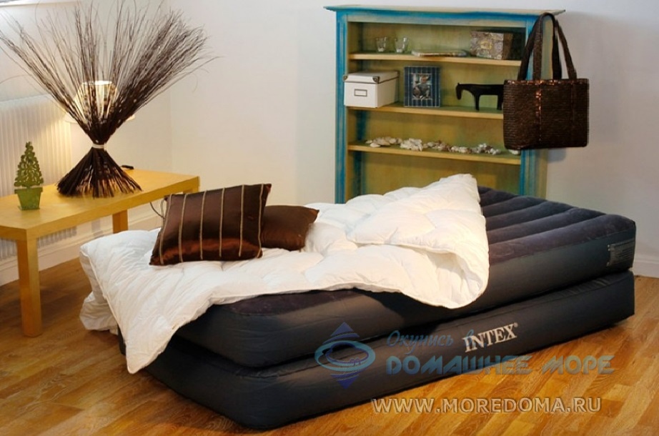 Кровать INTEX надувная 99 х 191 х 42 см, встроенный эл.насос 220V ; 64122